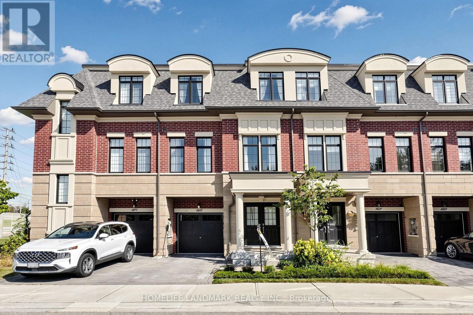 1669 Vellore Crescent, Mississauga, ON