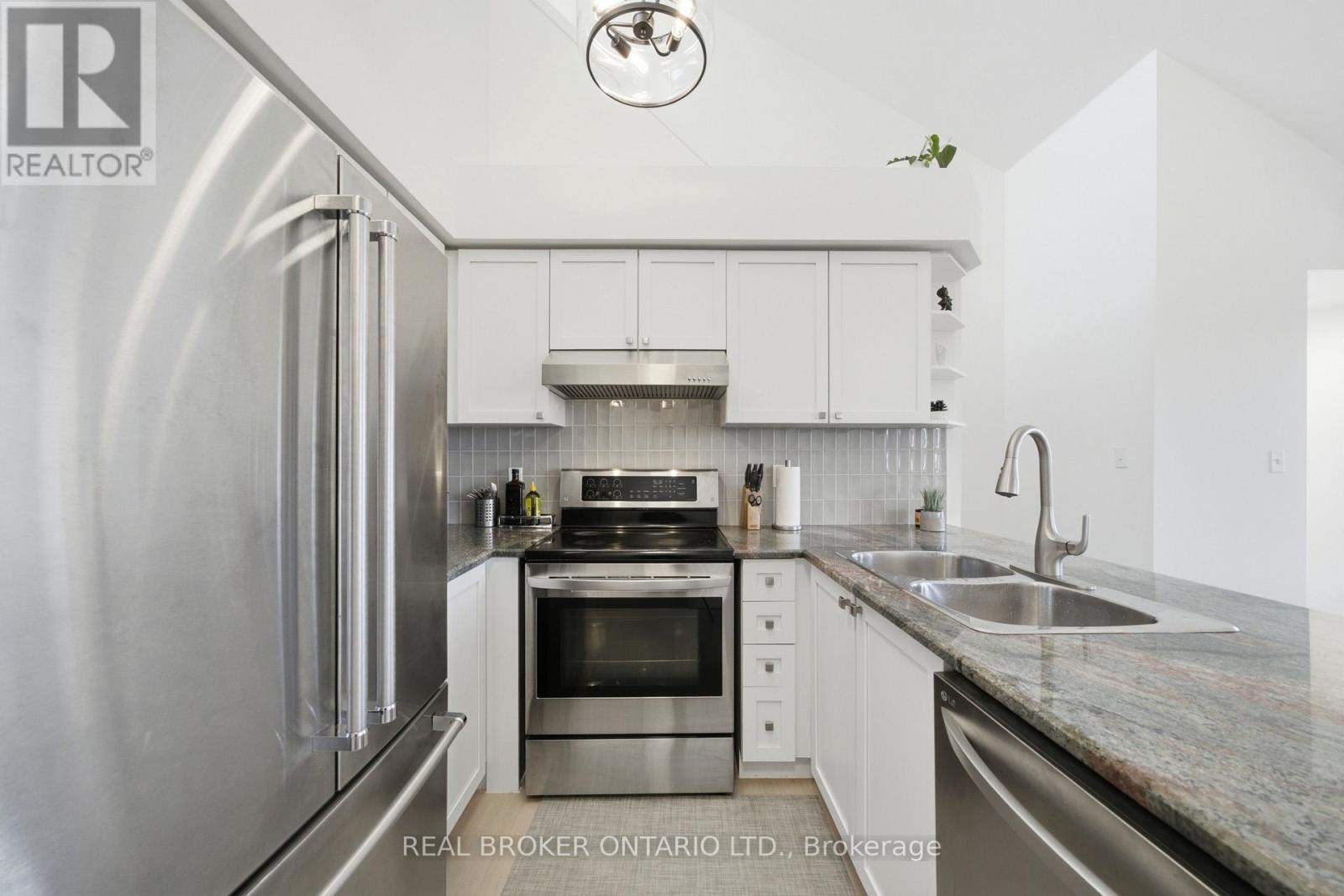 #6 3026 CLAYHILL ROAD - 12