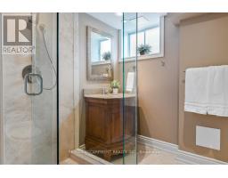 996 Cresthampton Lane, Mississauga, ON L5H2X1 Photo 39
