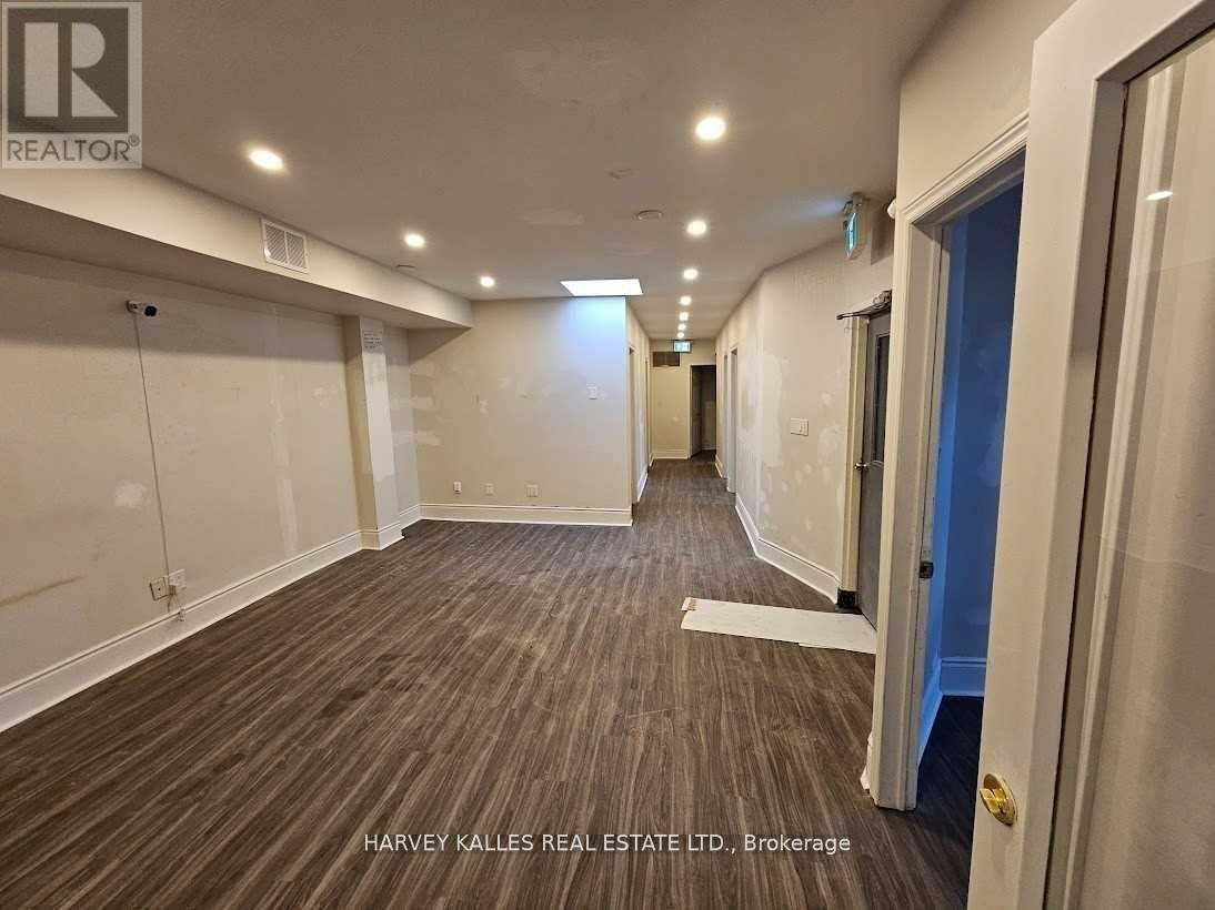1166 St Clair Unit 2nd Floor photo 4