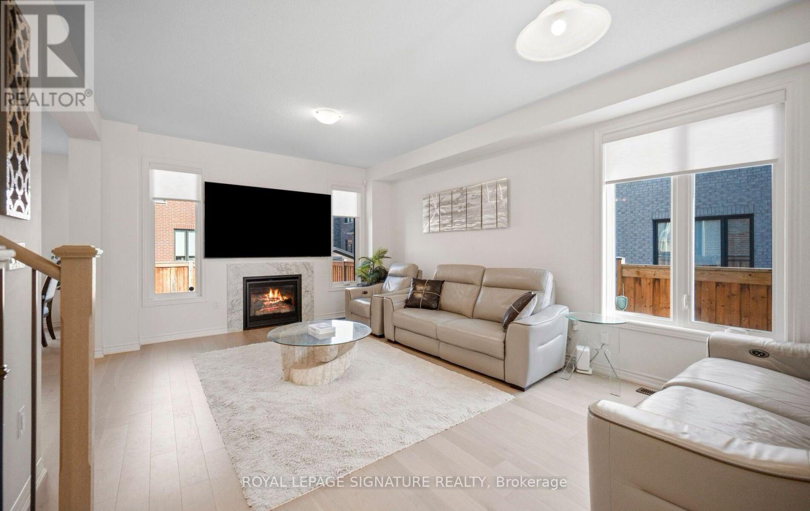 466 Thornborrow Court, Milton, ON photo 5