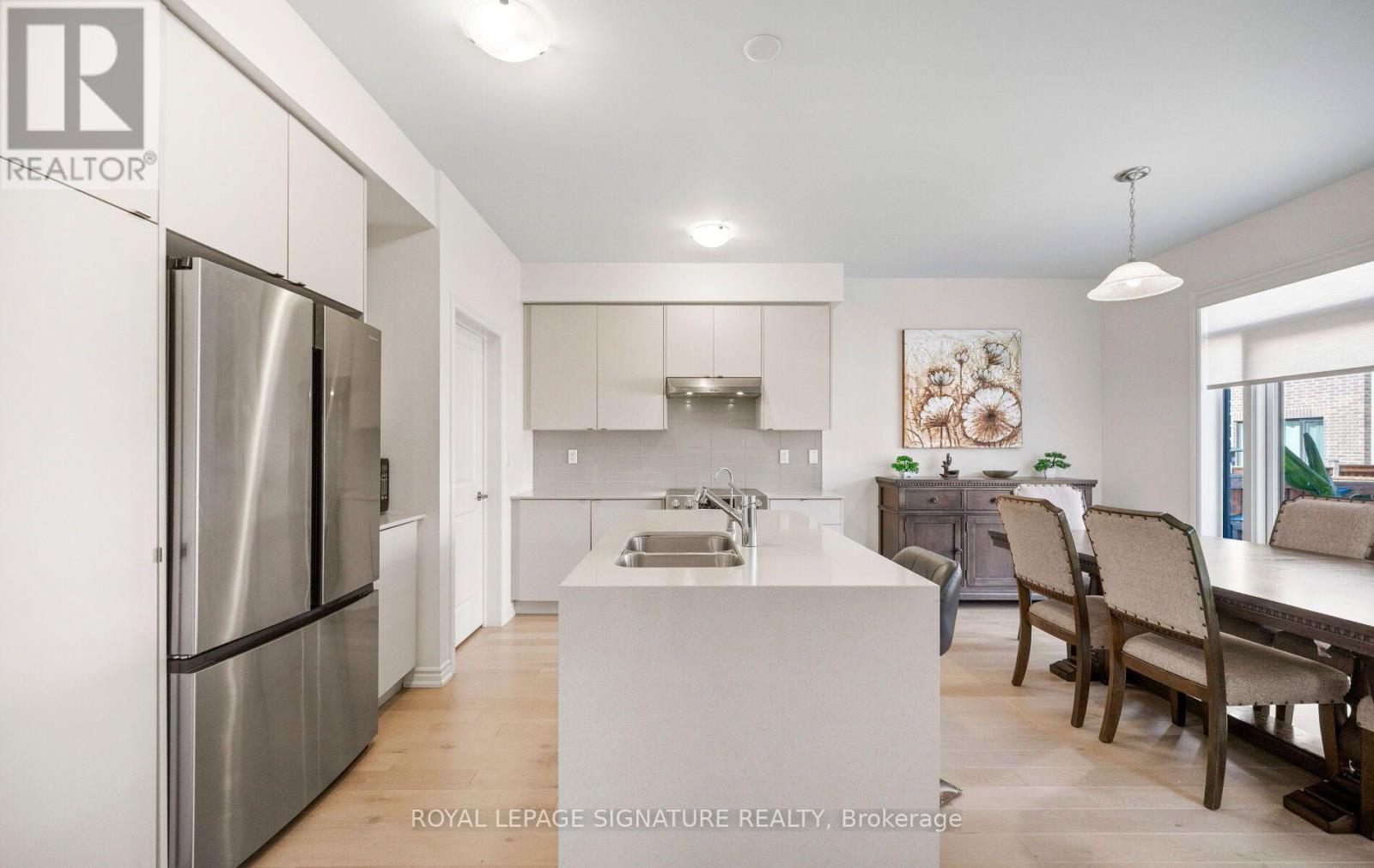 466 Thornborrow Court, Milton, ON photo 9