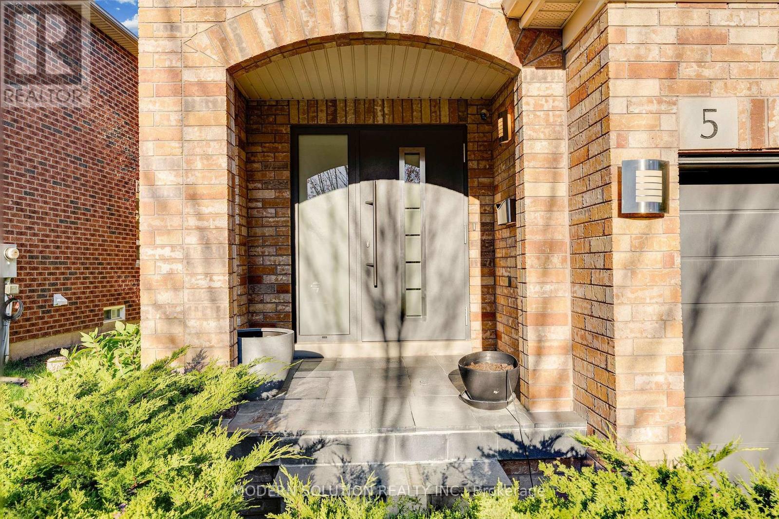 5 Woodcote Crescent, Halton Hills, ON photo 6