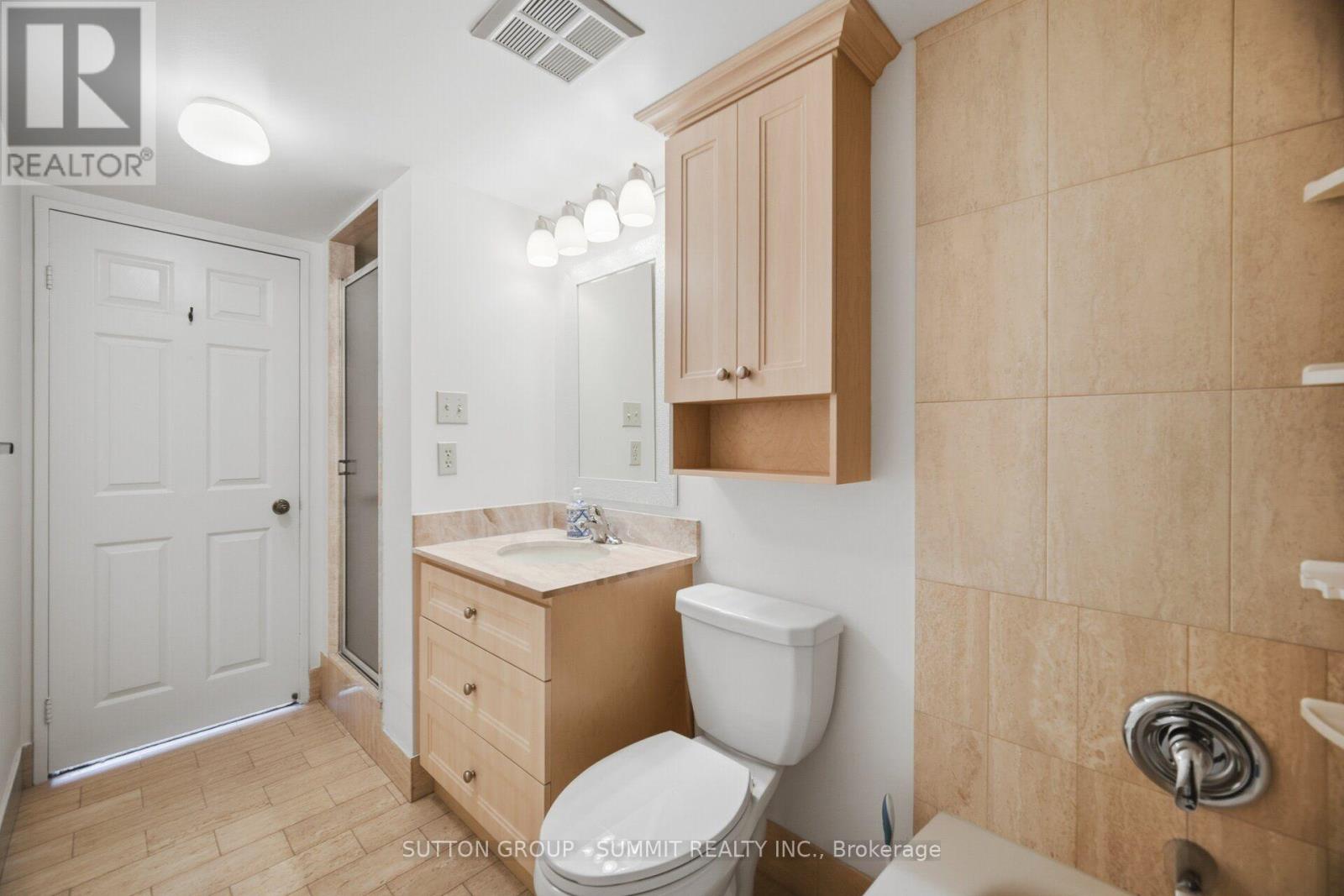 911- 20 CHERRYTREE Drive, Brampton, ON photo 35