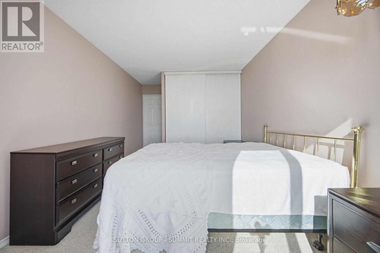 911- 20 CHERRYTREE Drive, Brampton, ON photo 37