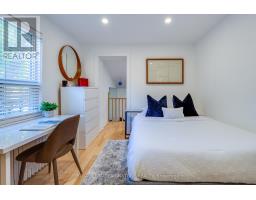 31 Davies Crescent, Toronto, ON M4J2X7 Photo 10