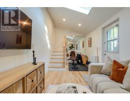31 Davies Crescent, Toronto, ON M4J2X7 Photo 14
