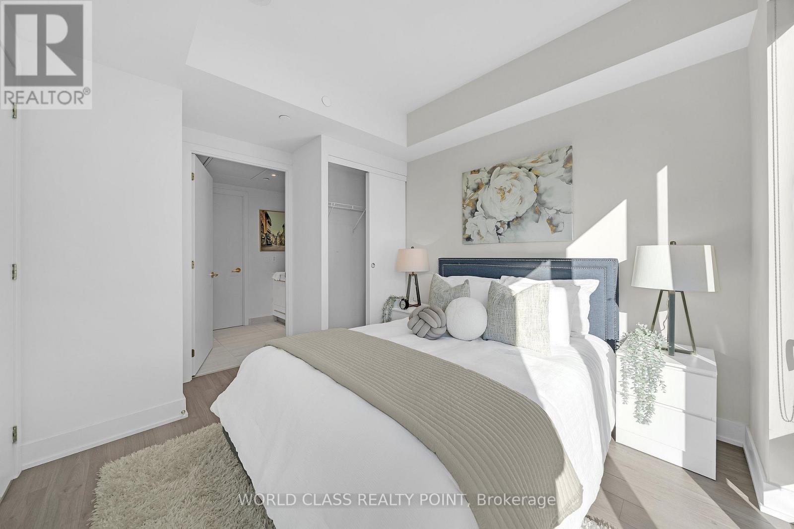 #2404 8 CUMBERLAND STREET - 20