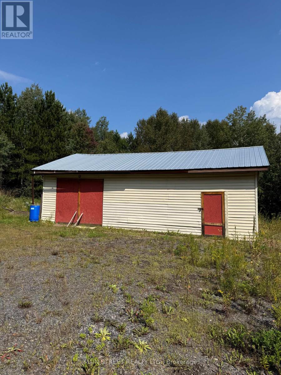 2591 Papineau Road, Papineau-Cameron, ON photo 7