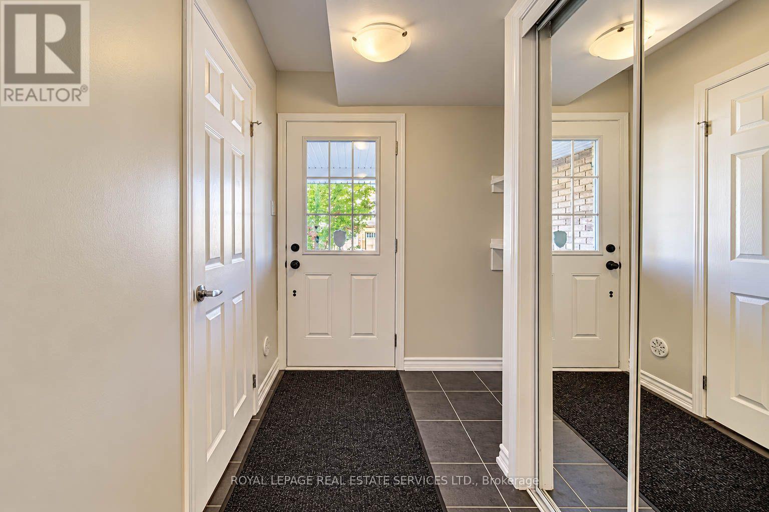 16 STRATUS STREET — photo 3