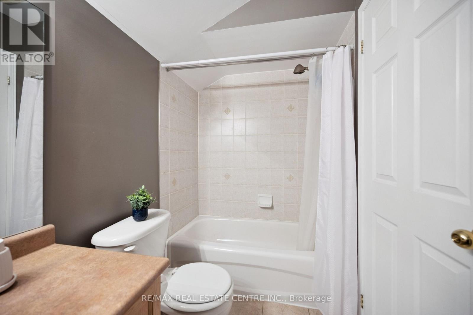 27 Triller Avenue, Cambridge, ON photo 32