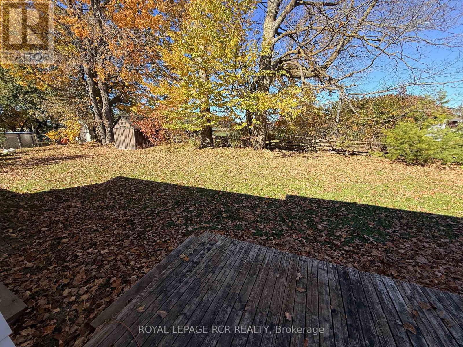 466 SANDHILL COURT - 20