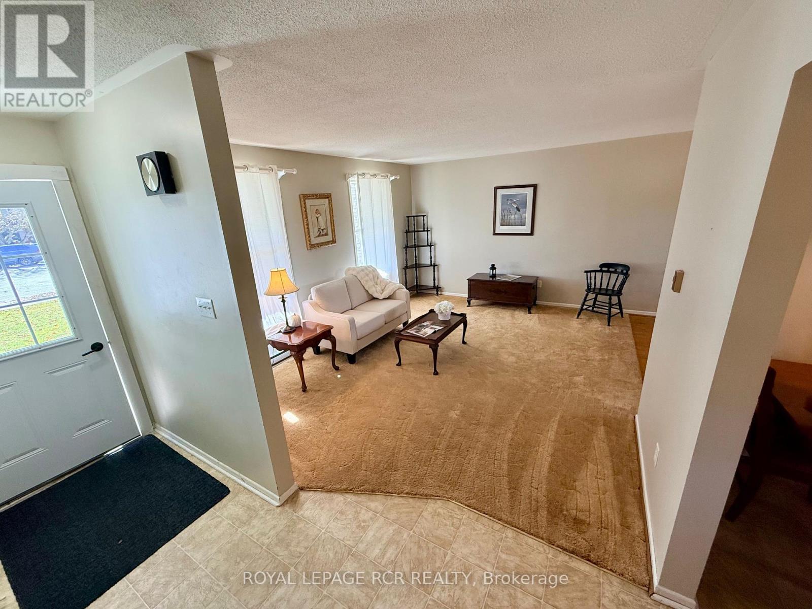 466 SANDHILL COURT - 5