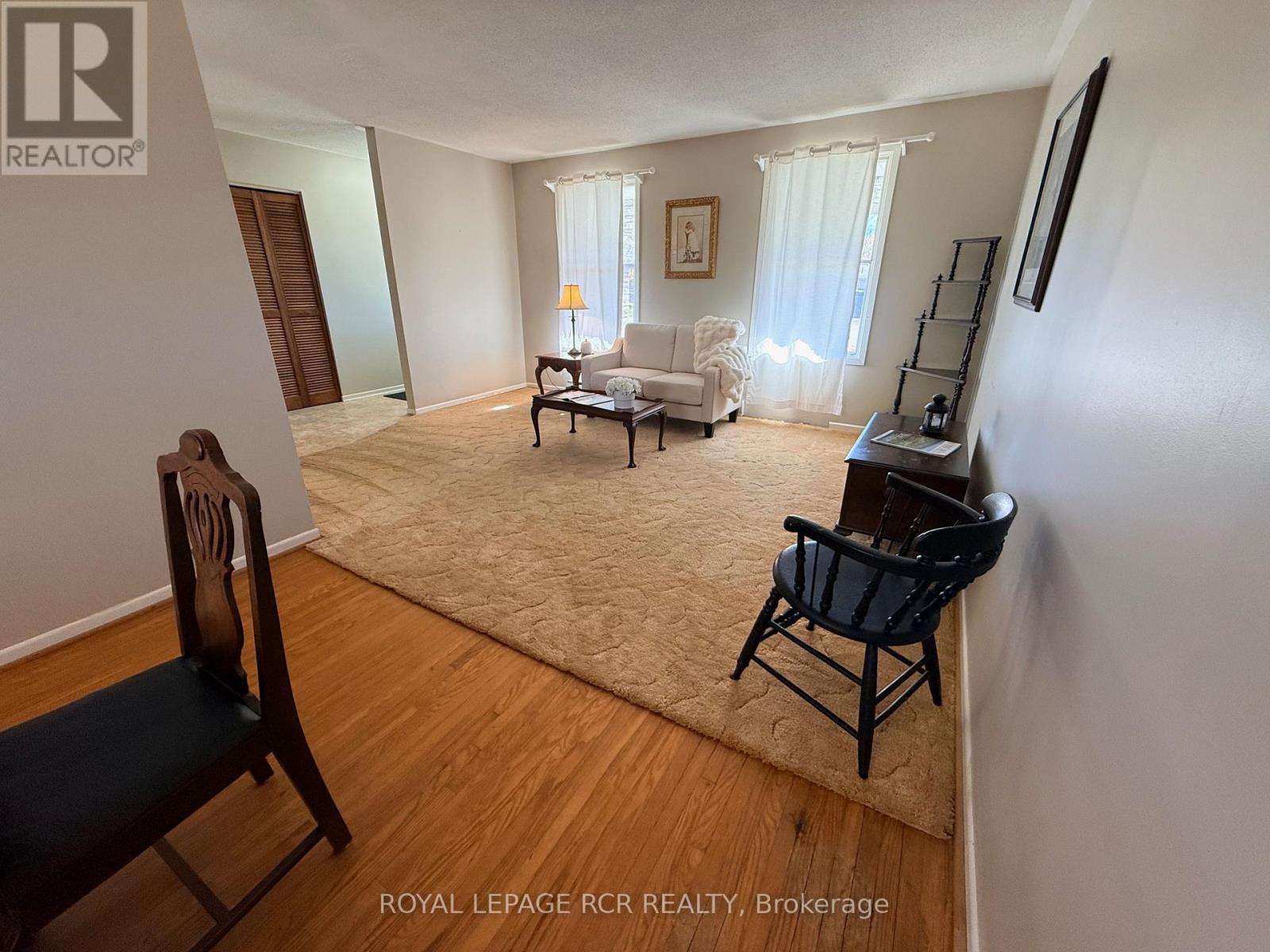 466 SANDHILL COURT - 6
