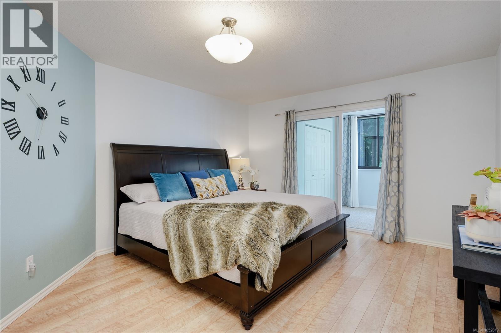203 1120 Fairfield Road, Victoria