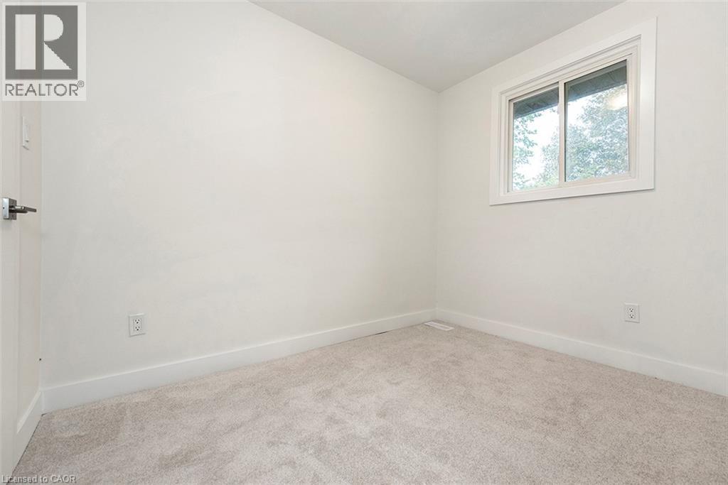60 WOODMAN Drive N - 31