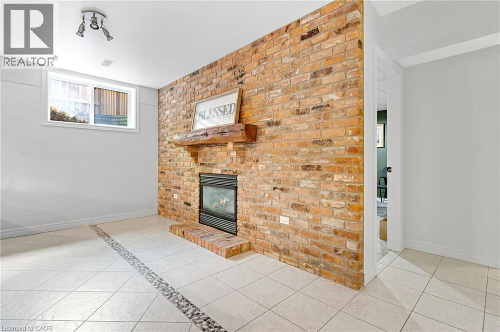 44 PINTAIL Drive - 32
