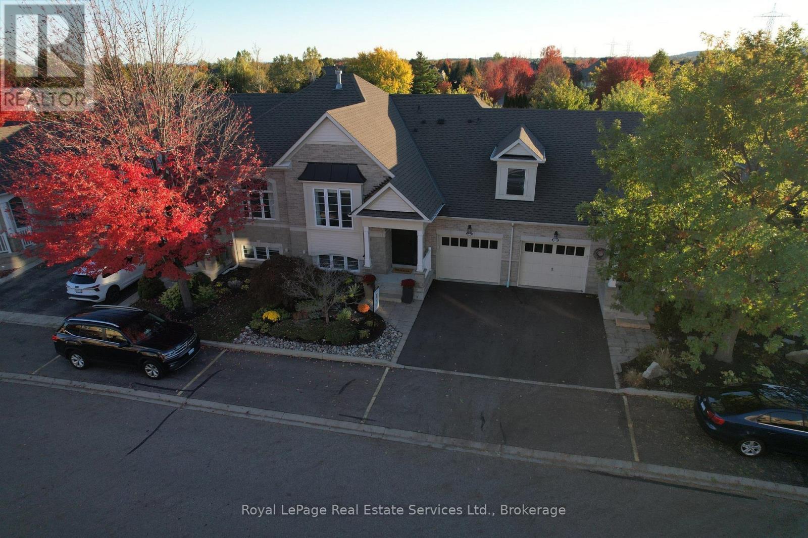#29 4241 SARAZEN DRIVE - 40