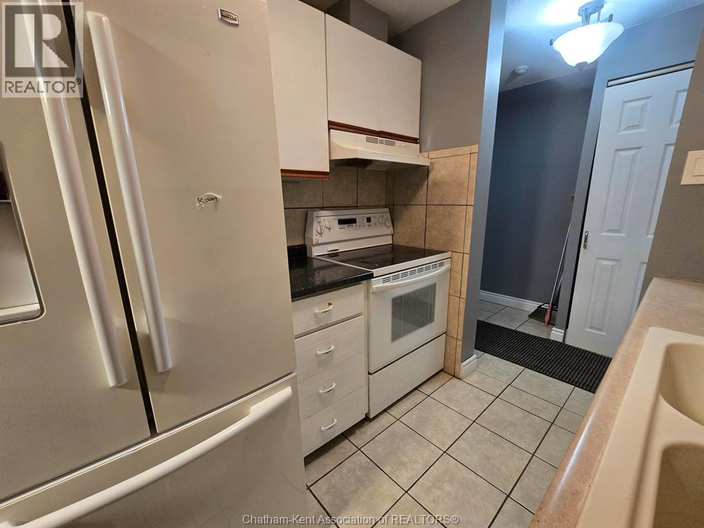 108-140 PARK AVENUE, Chatham — photo 9