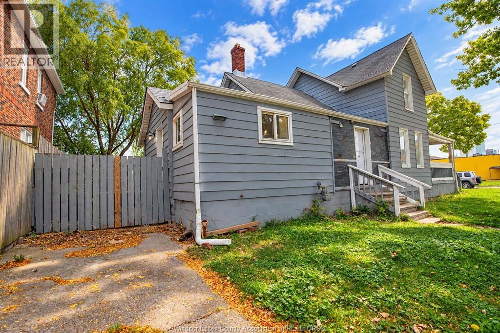 395 TUSCARORA ST, Windsor — photo 2