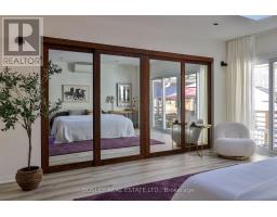 16 Delroy Drive, Toronto, ON M8Y1M7 Photo 19