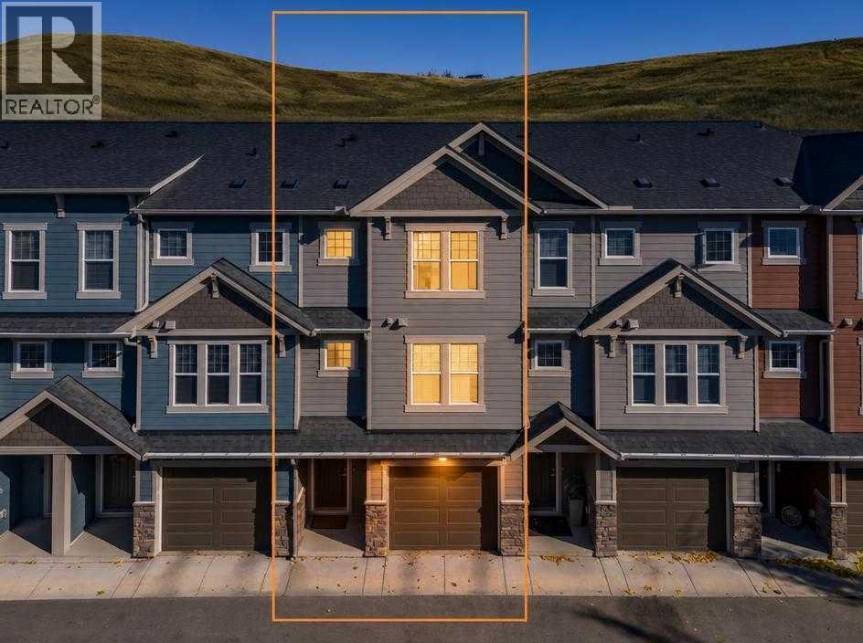 206 Cranbrook Square SE, Calgary, Alberta, T3M3E3