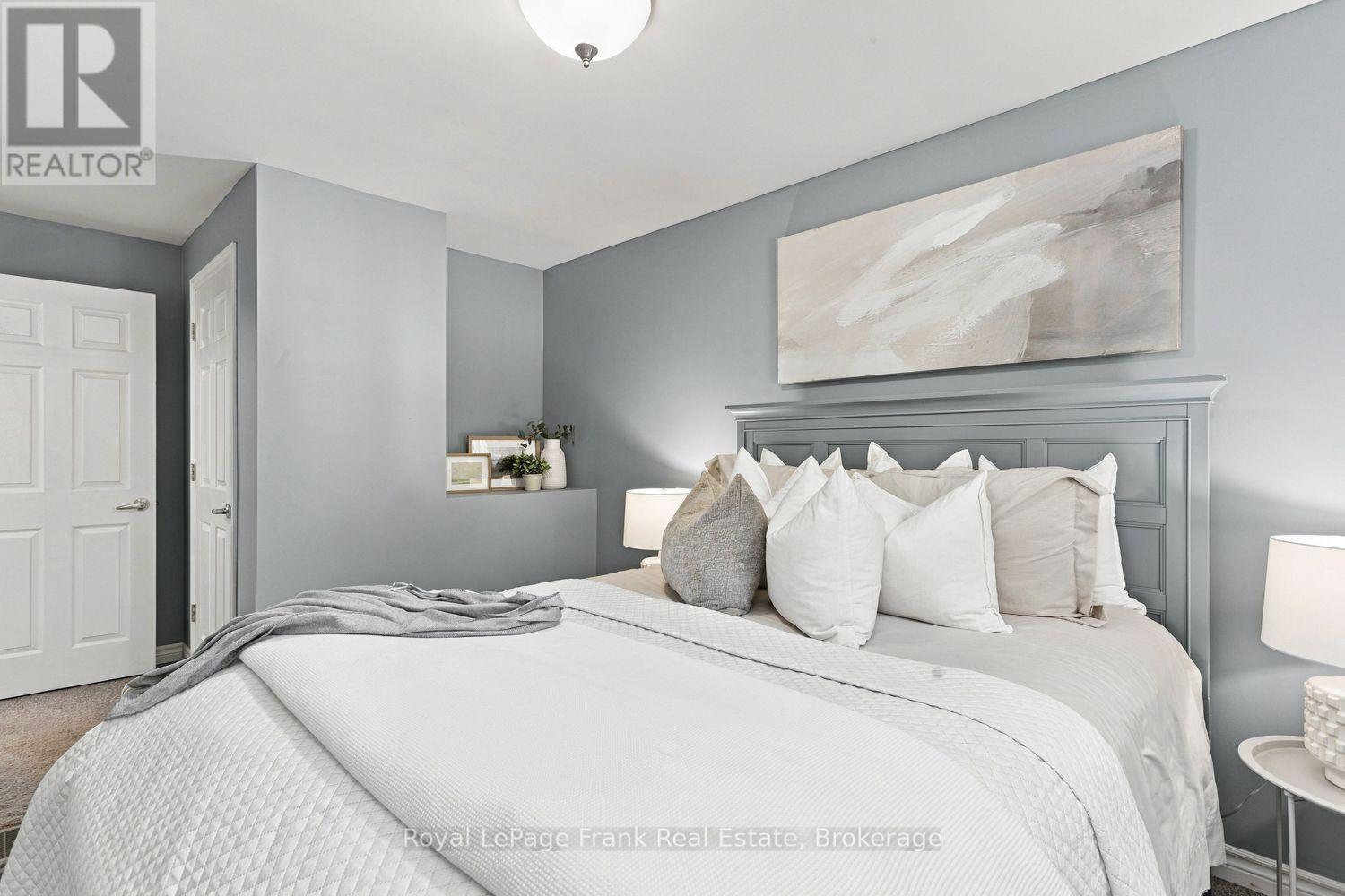 304 PINE AVENUE - 16