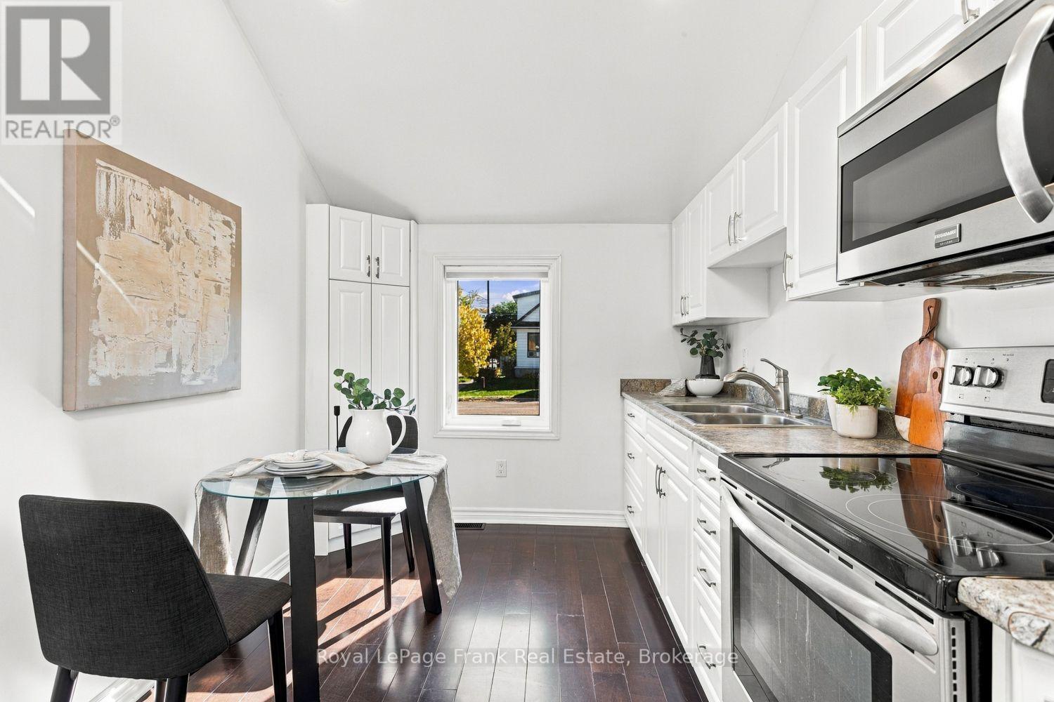 304 Pine Avenue, Oshawa, ON photo 8