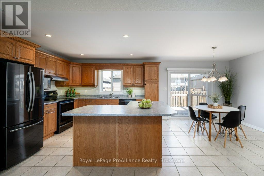 35 Forest Valley Drive, Quinte West, ON photo 10