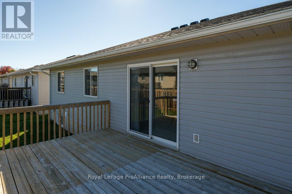 35 Forest Valley Drive, Quinte West, ON photo 38