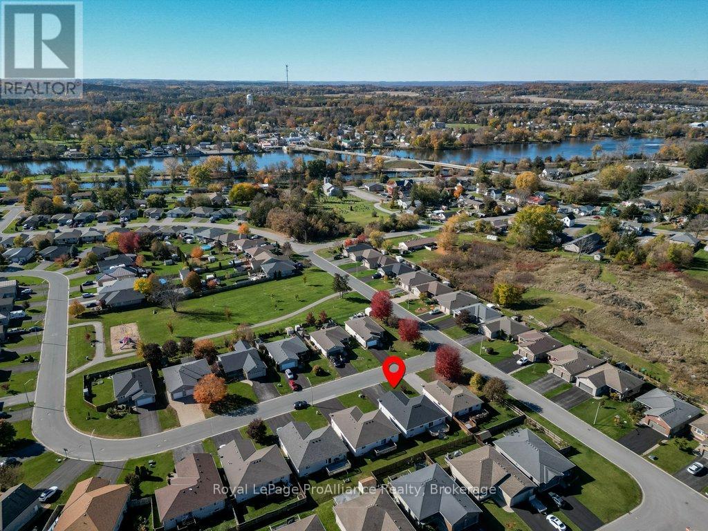 35 Forest Valley Drive, Quinte West, ON photo 43
