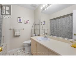 16 - 32 Innesbrook Court, Ottawa, ON K2S1C7 Photo 22