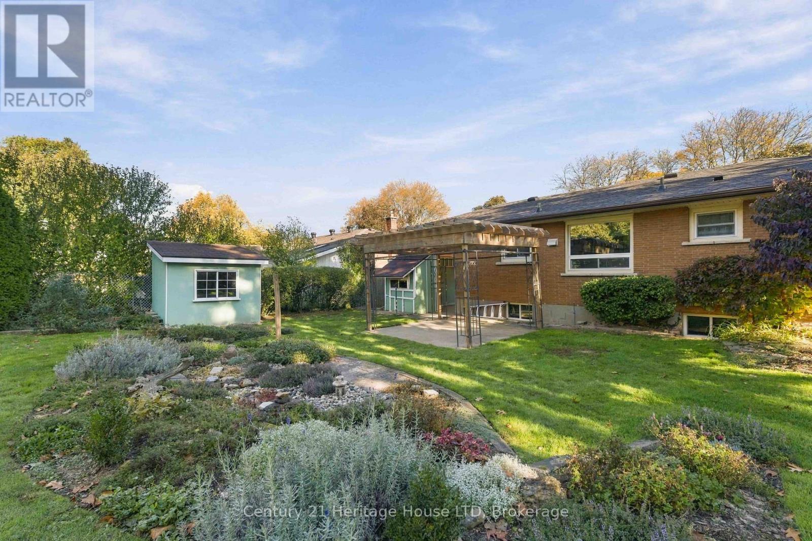 4227 PETTIT AVENUE - 42