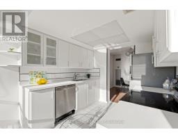 1101 Steeles Avenue W, Toronto, ON M2R3W5 Photo 11