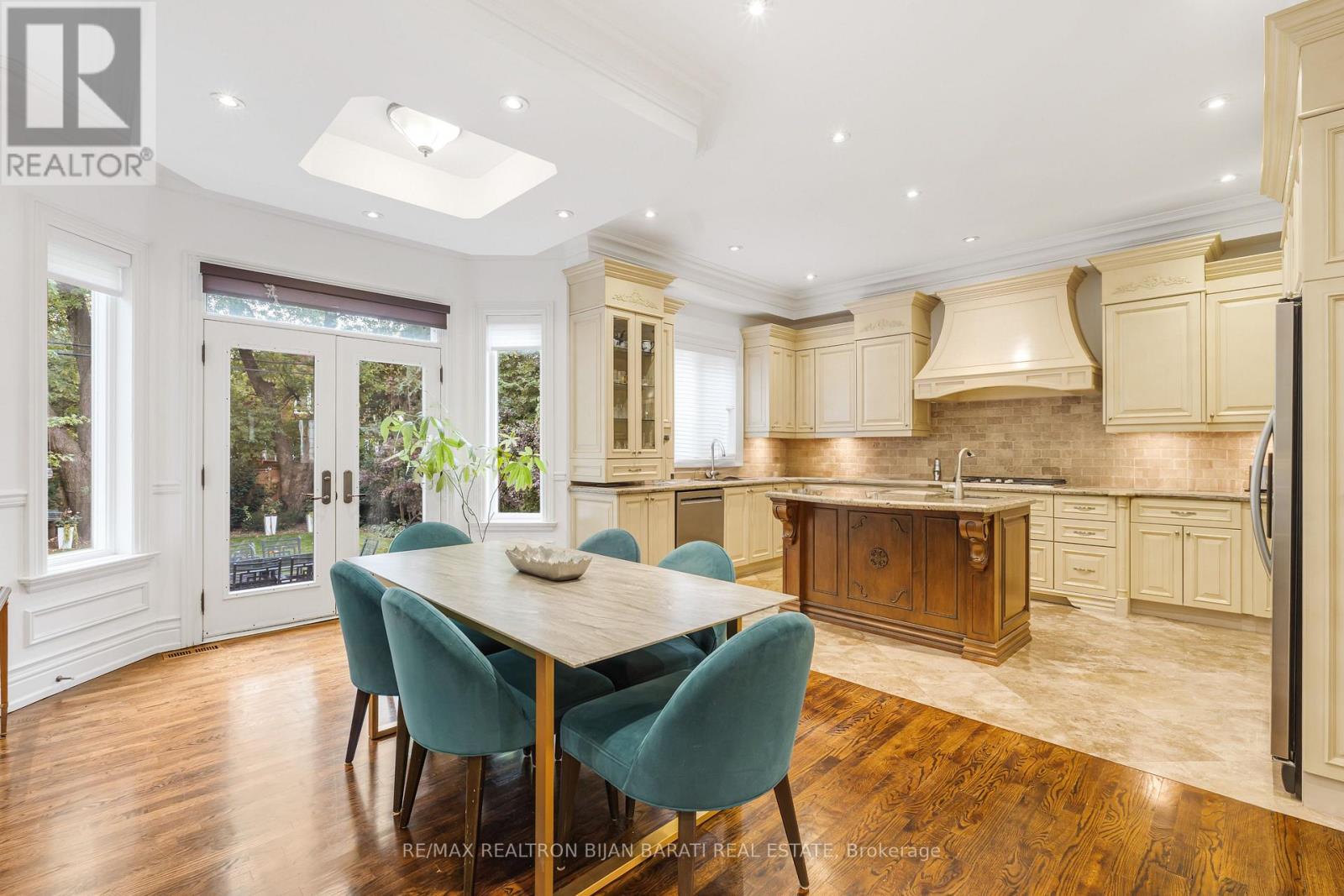 397 Hillcrest Avenue, Toronto, ON photo 12
