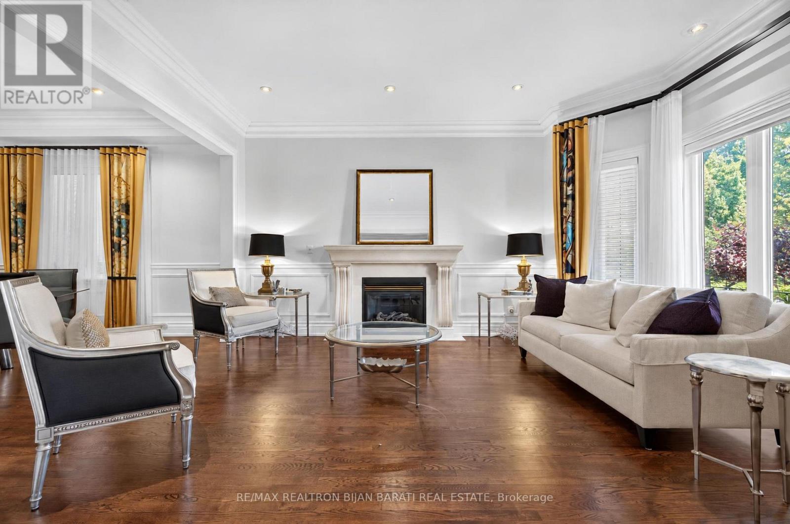 397 Hillcrest Avenue, Toronto, ON photo 3
