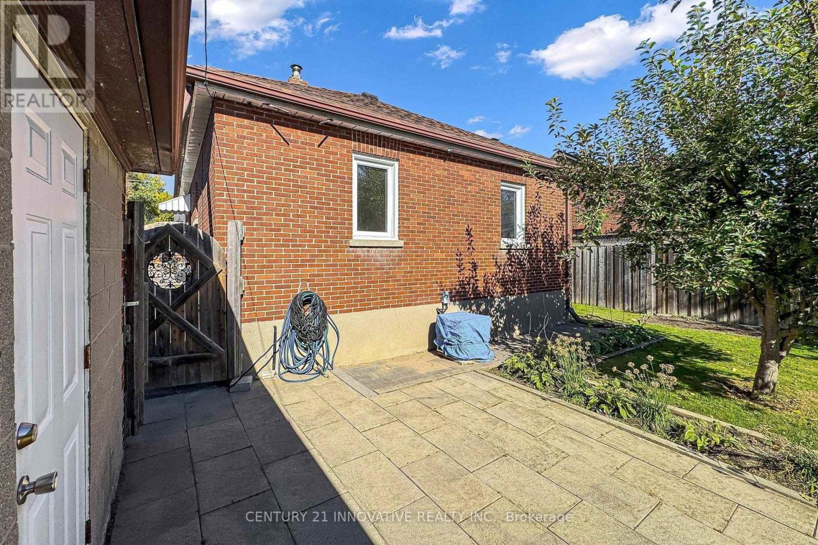 219 Etna Avenue, Oshawa, ON photo 43