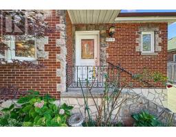 Living room - 219 Etna Avenue, Oshawa, ON L1H3B9 Photo 11