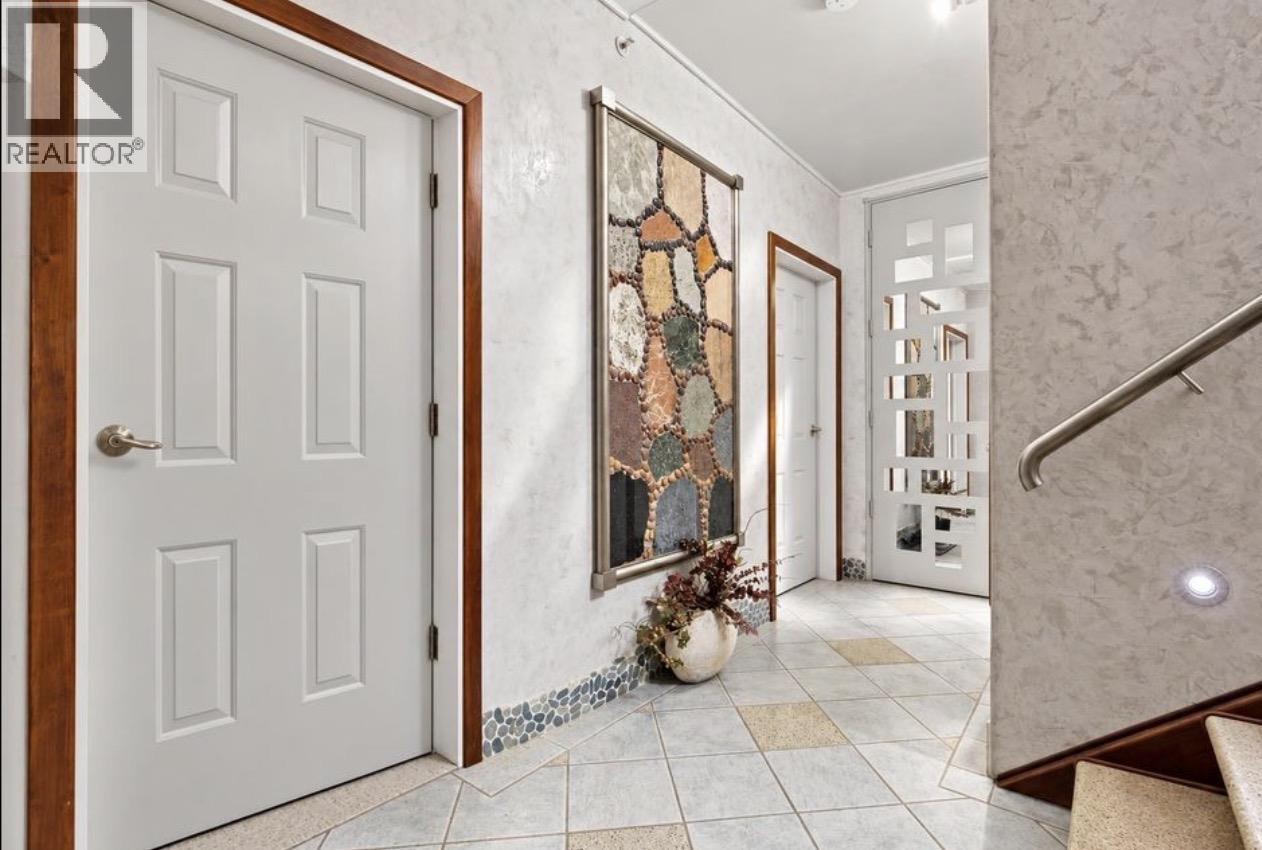 368 E 33RD AVENUE, Vancouver - Image 1