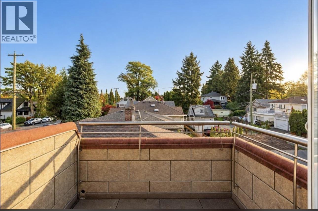 368 E 33RD AVENUE, Vancouver - Image 1