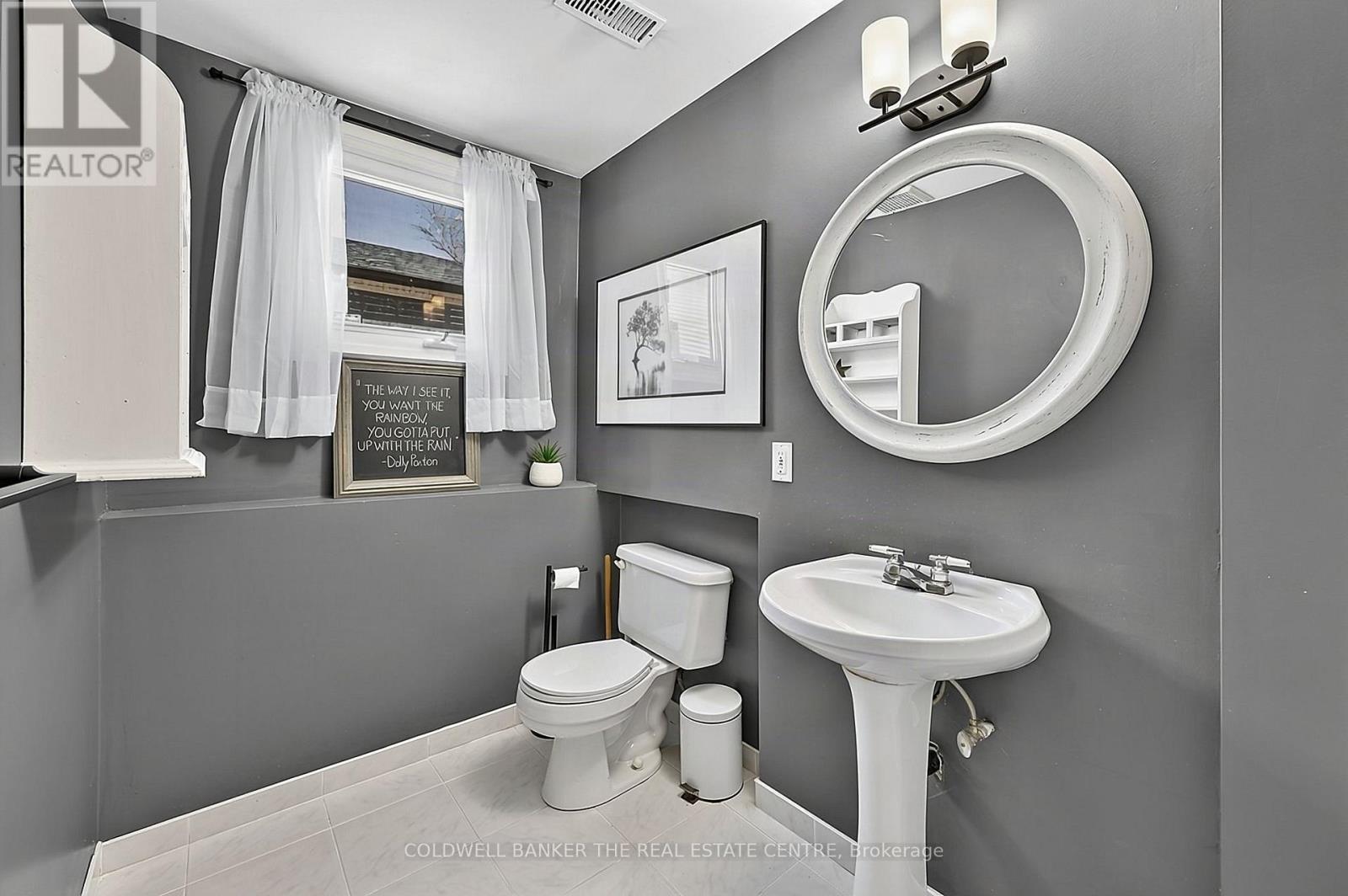 836 Elgin Street, Newmarket, ON photo 14