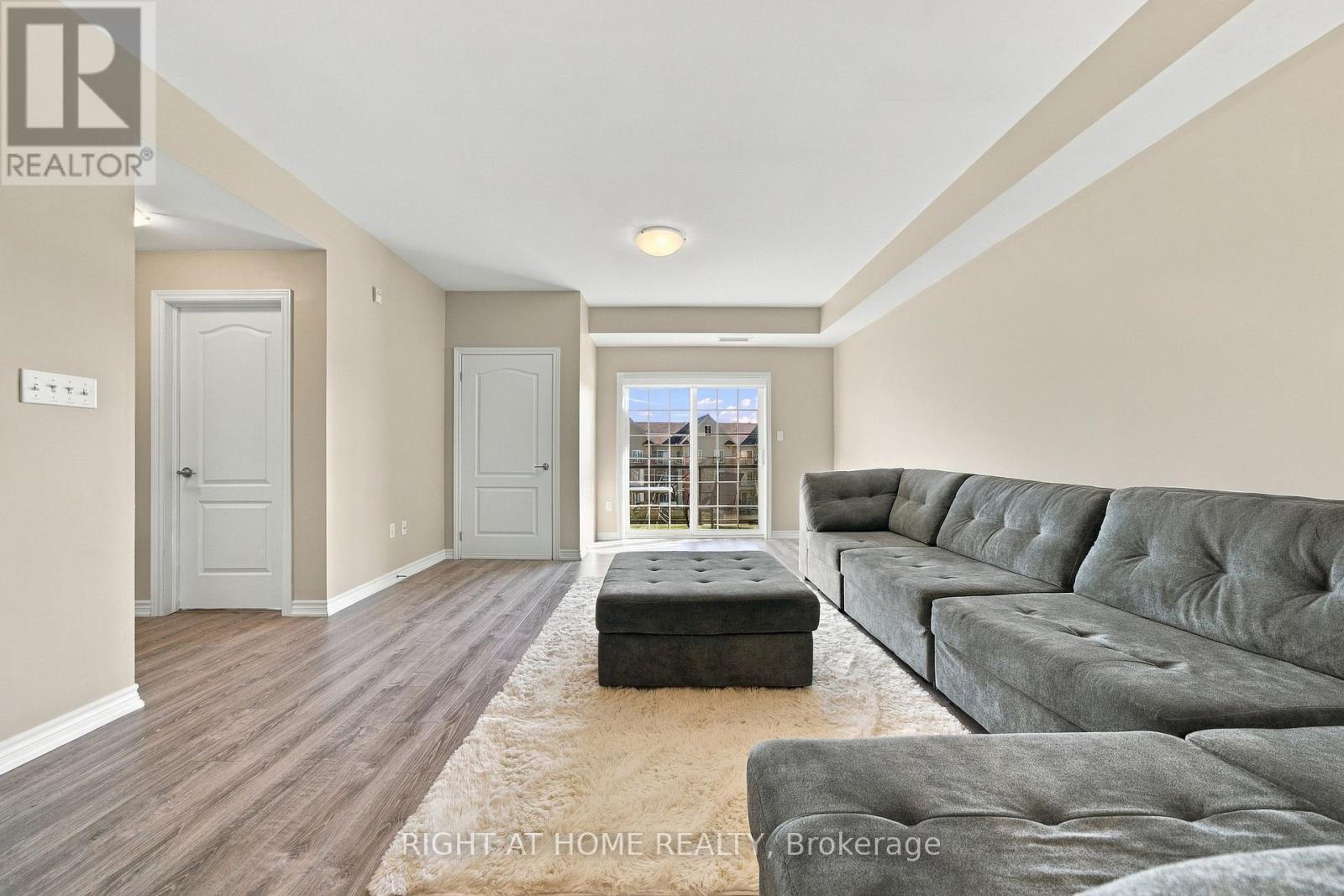408- 40 Ferndale Drive South, Barrie, ON photo 4