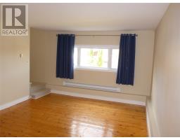 11 Gillbert Avenue thumbnail 15