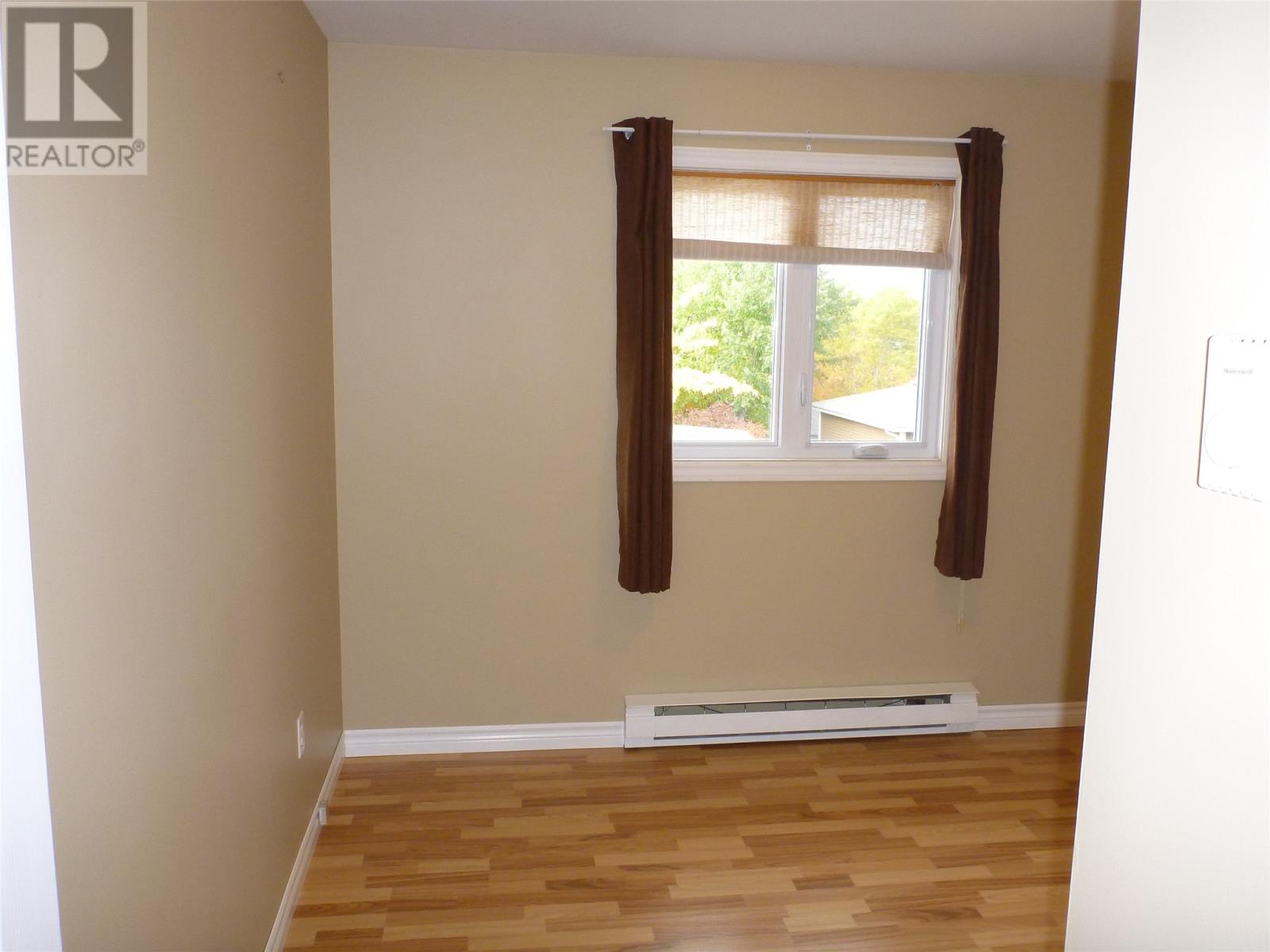 11 Gillbert Avenue - 42
