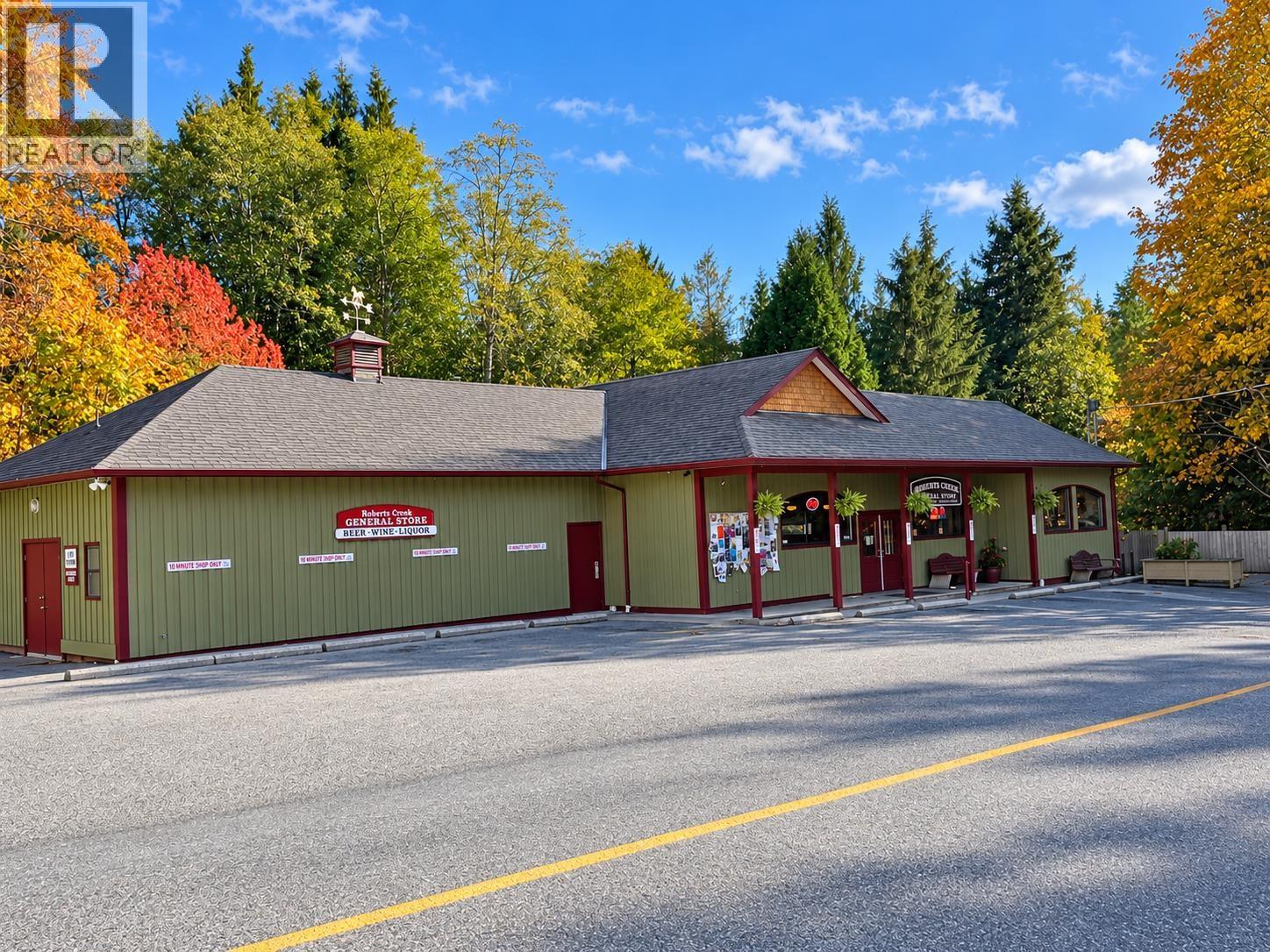 3094 LOWER ROAD, Roberts Creek - Image 1