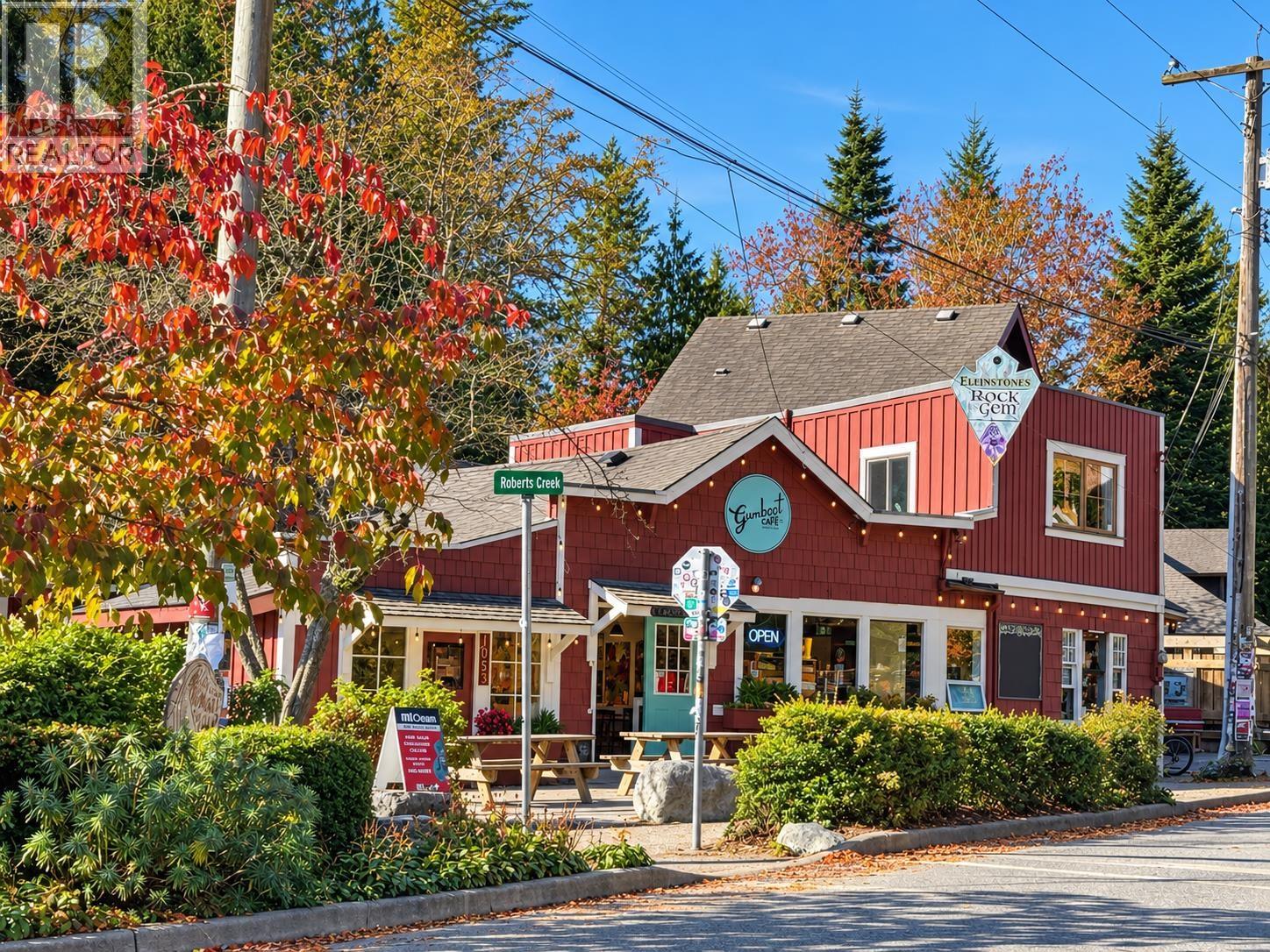 3094 LOWER ROAD, Roberts Creek - Image 1