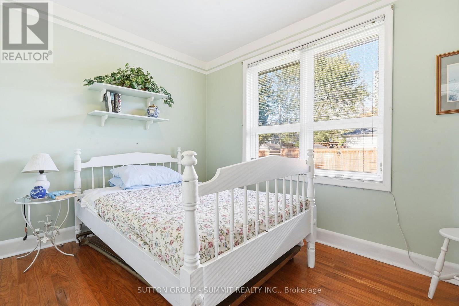 2117 MAPLEWOOD Drive, Burlington, ON photo 19