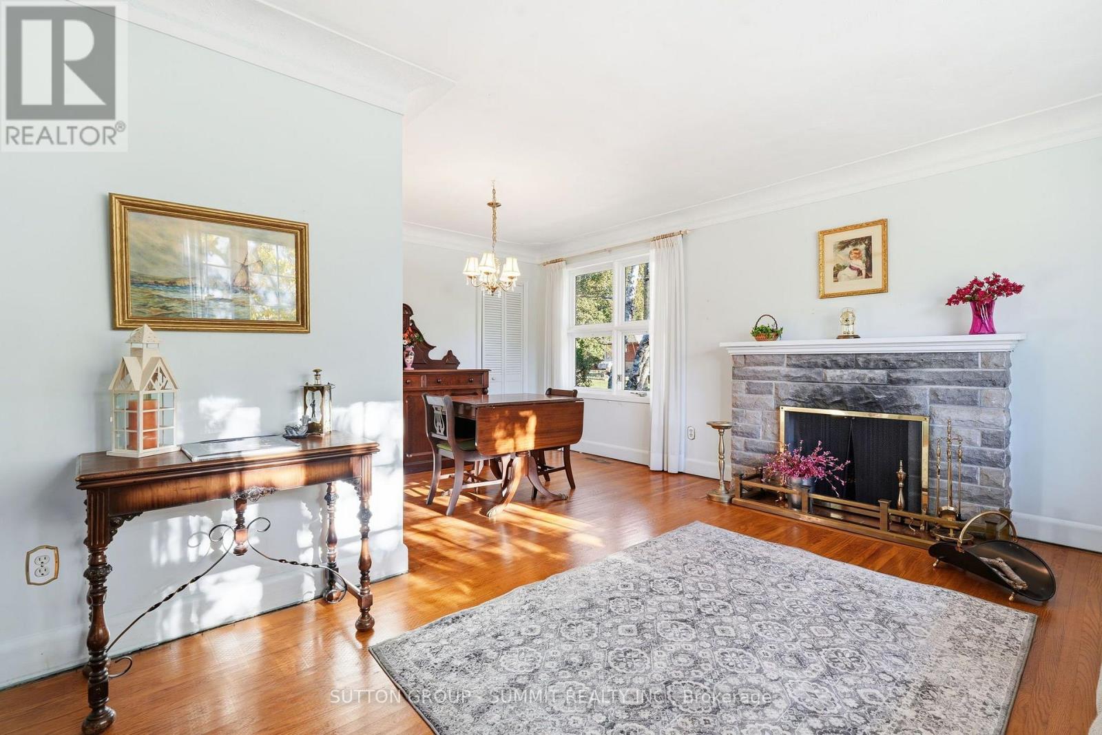 2117 MAPLEWOOD Drive, Burlington, ON photo 6