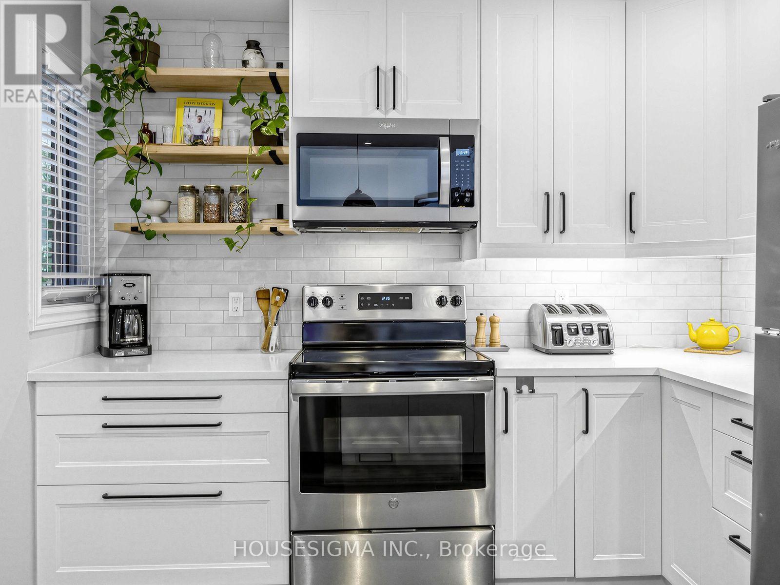 17- 935 King Road, Burlington, ON photo 8