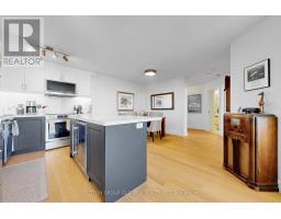 1905 - 1320 Islington Avenue, Toronto, ON M9A5C6 Photo 13
